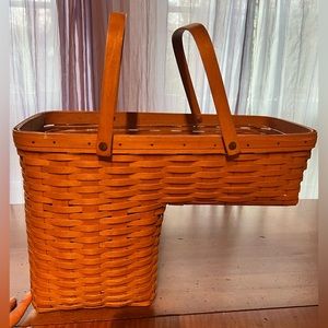 1995 Longaberger Stair Basket with plastic liner